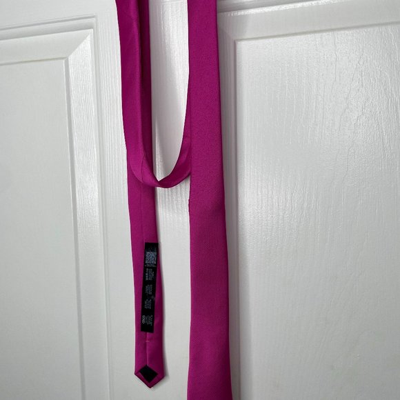 ASOS wedding slim tie in bright pink - Picture 2 of 3
